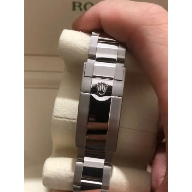 Rolex GMT‑Master II 40 mm Ref#M126719BLRO‑0003 - Image 4