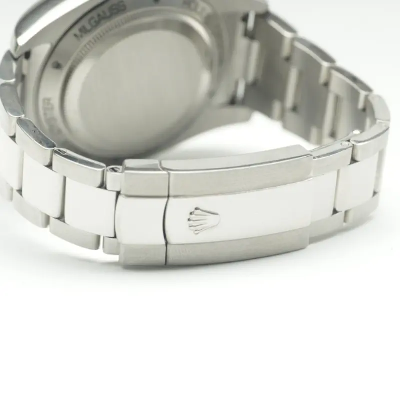 Rolex MILGAUSS Oystersteel Ref #M116400GV-0001 - Image 5